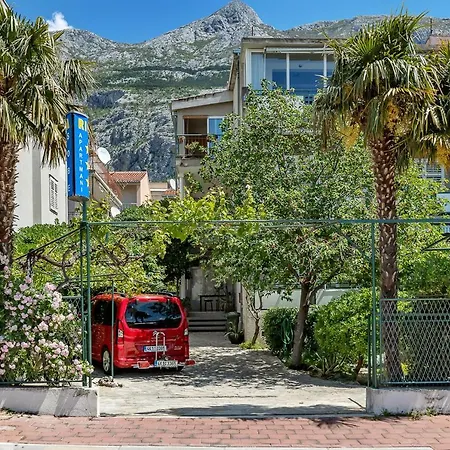Guest house & Rica Makarska