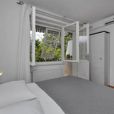 & Rica Guest house 3*