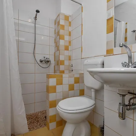& Rica Guest house 3*